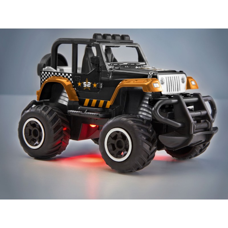 RC CAR JEEP WRANGLER QUARTER BACK